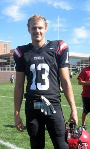 augustus football grinnell 1.jpg